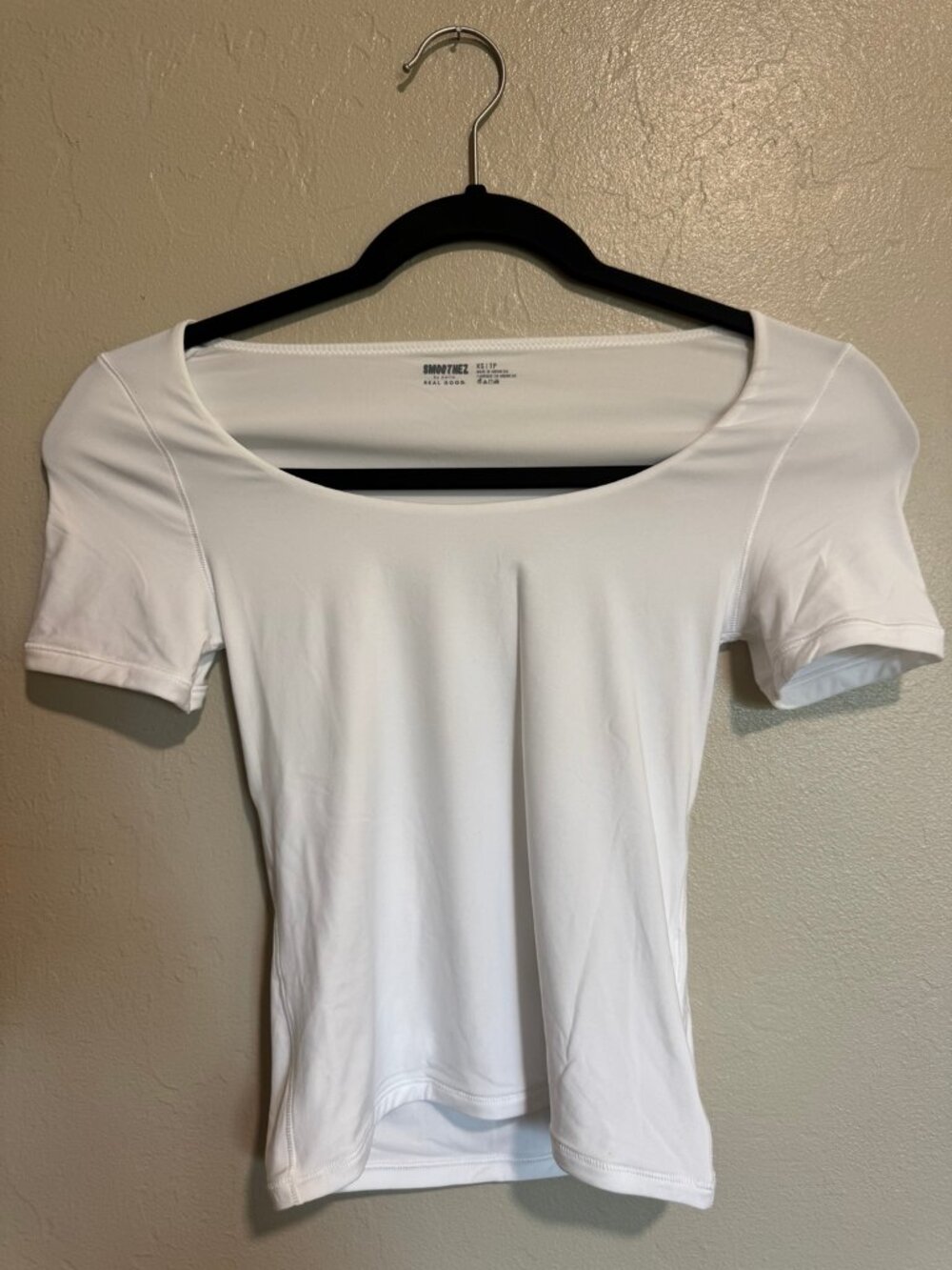 Aerie SMOOTHEZ White Scoop Neck Fitted Short Sleeve Top XS